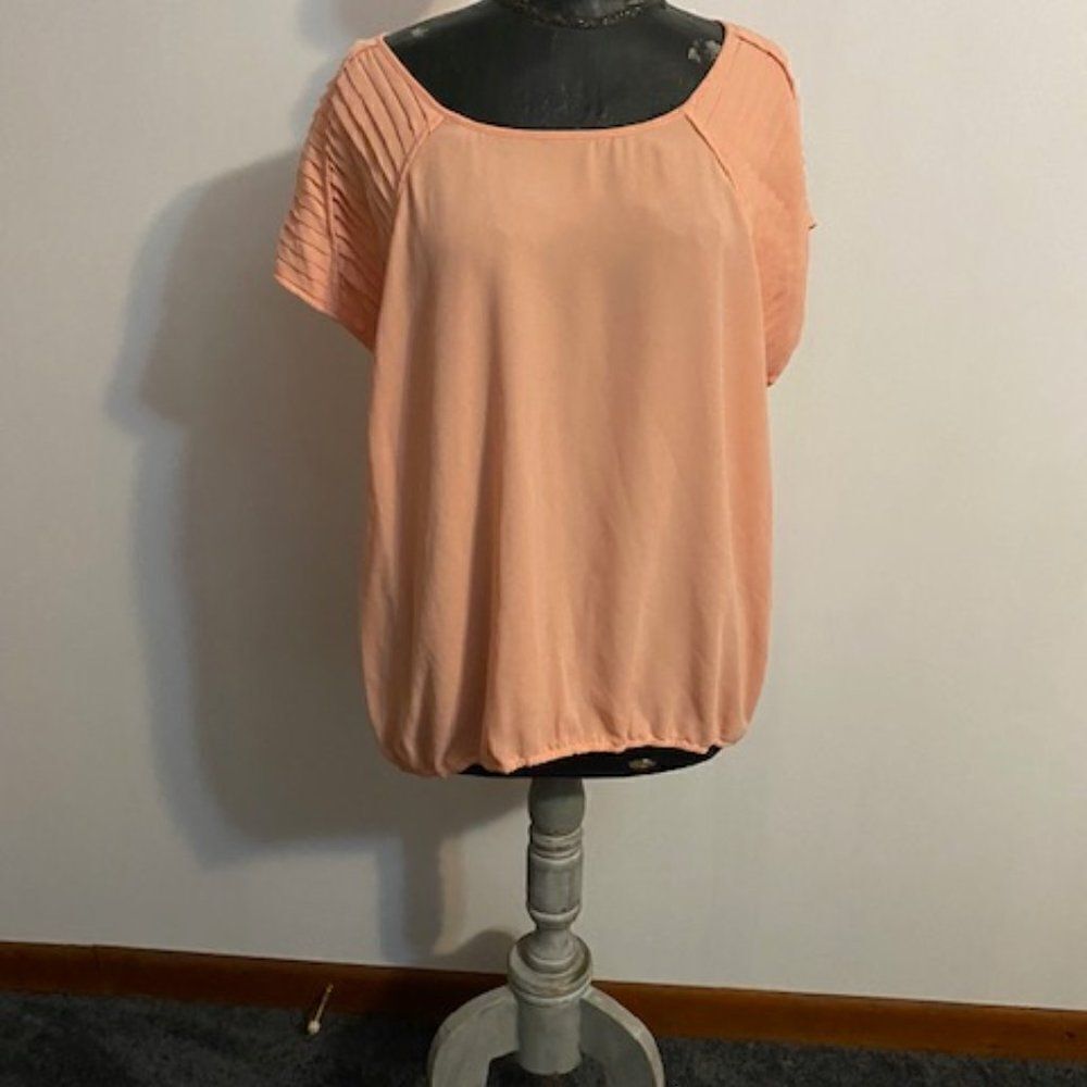 Max Studio Specialty Product Peach Pleated sleeves blouse, size 1X